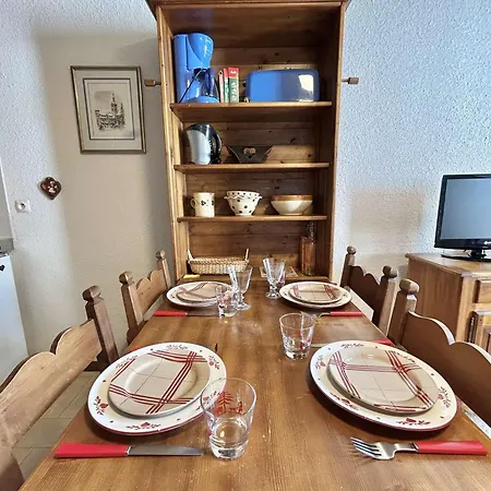 Calme Avec Parking, Vue Montagnes, - Fr-1-597-196 Appartement *
